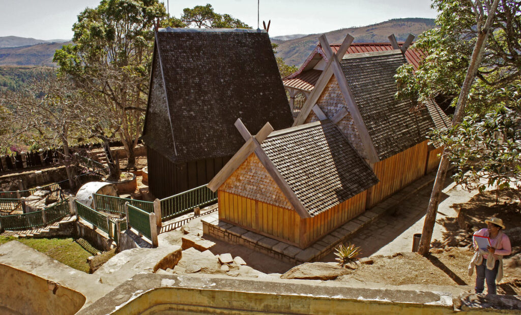 Keindahan Sejarah Bukit Kerajaan Ambohimanga di Madagaskar